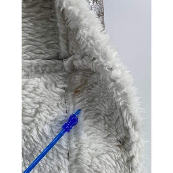 URBAN OUTFITTERS Women's Silver Metallic Faux-Fur Button-Down Coat SZ M - Picture 5 of 12